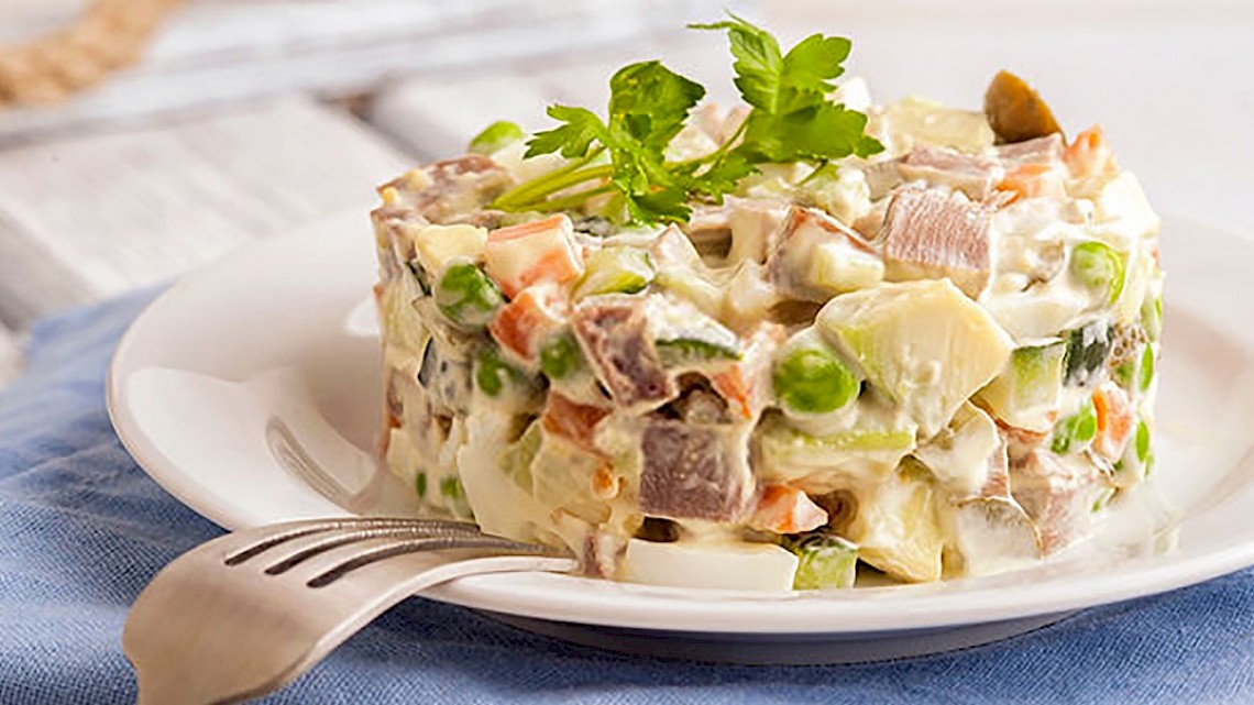 Russische Olivier salade